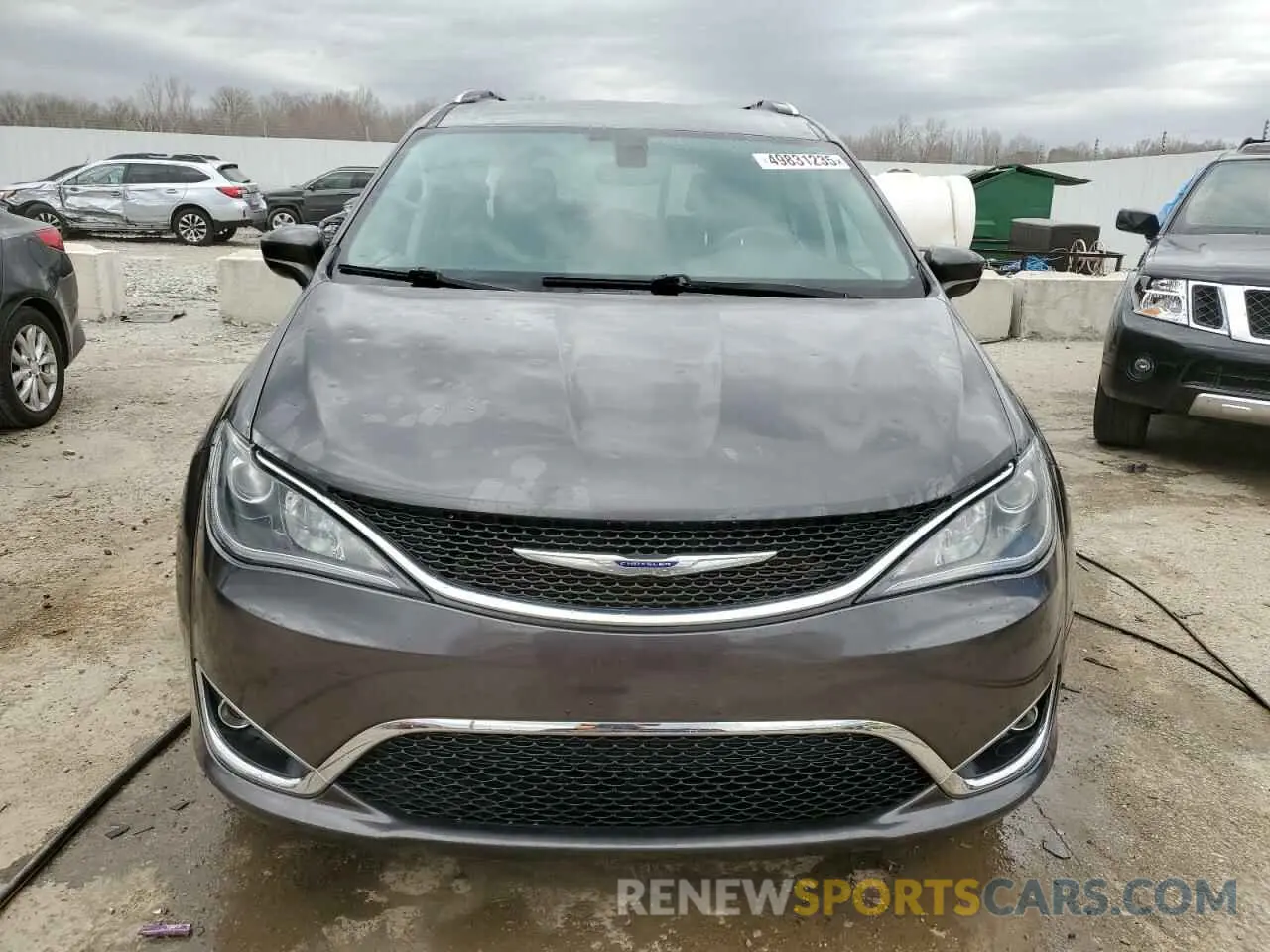 5 Photograph of a damaged car 2C4RC1BG1LR125310 CHRYSLER PACIFICA 2020