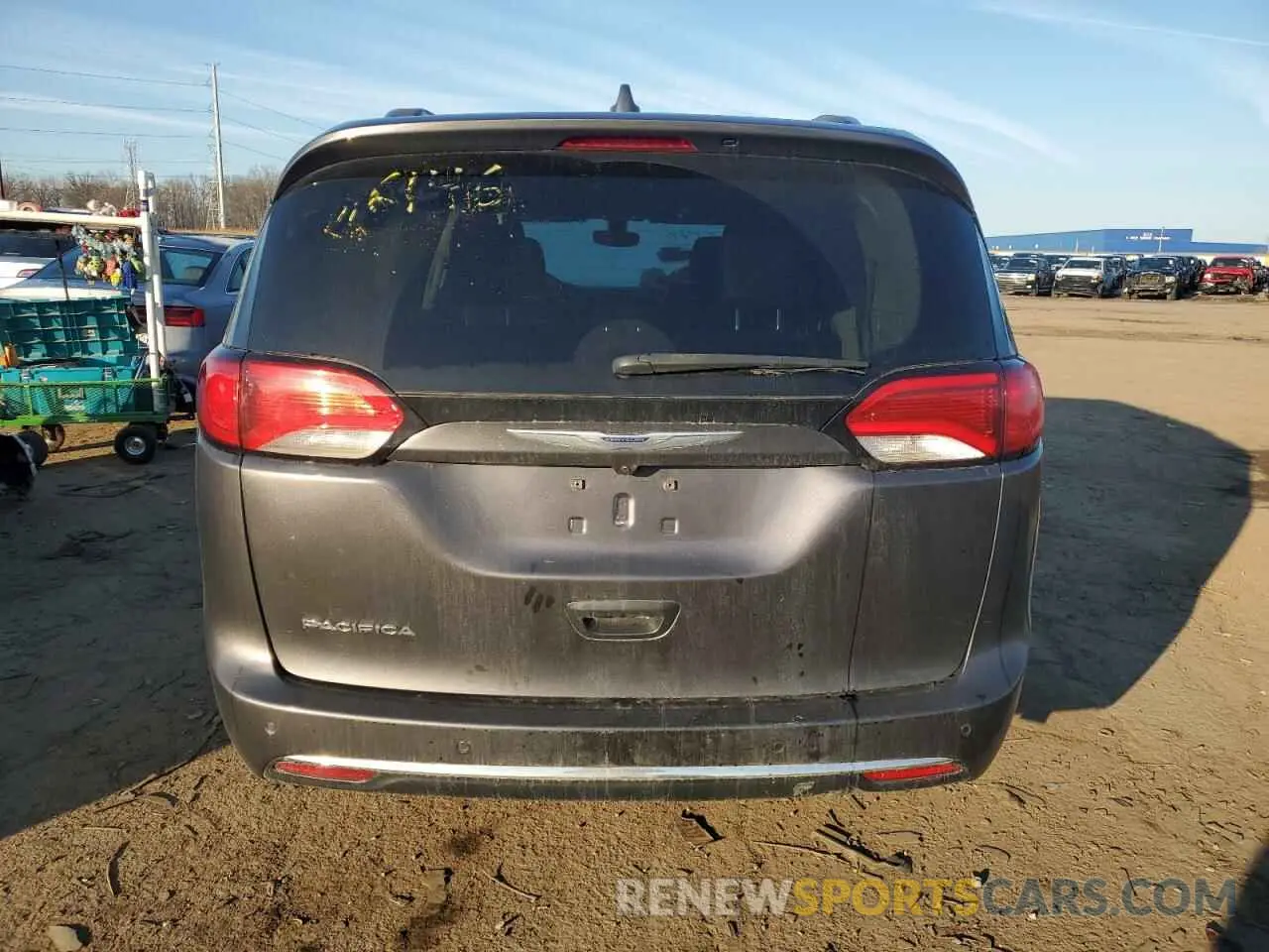 6 Фотография поврежденного автомобиля 2C4RC1BG2LR116146 CHRYSLER PACIFICA 2020