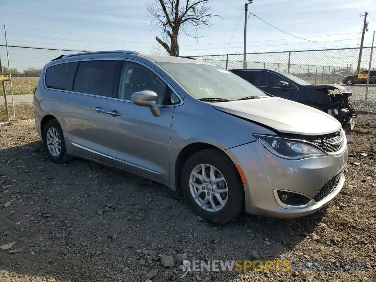 4 Photograph of a damaged car 2C4RC1BG2LR279959 CHRYSLER PACIFICA 2020