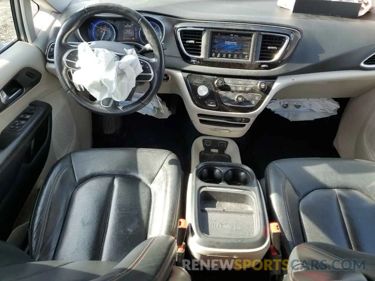 8 Photograph of a damaged car 2C4RC1BG2LR279959 CHRYSLER PACIFICA 2020