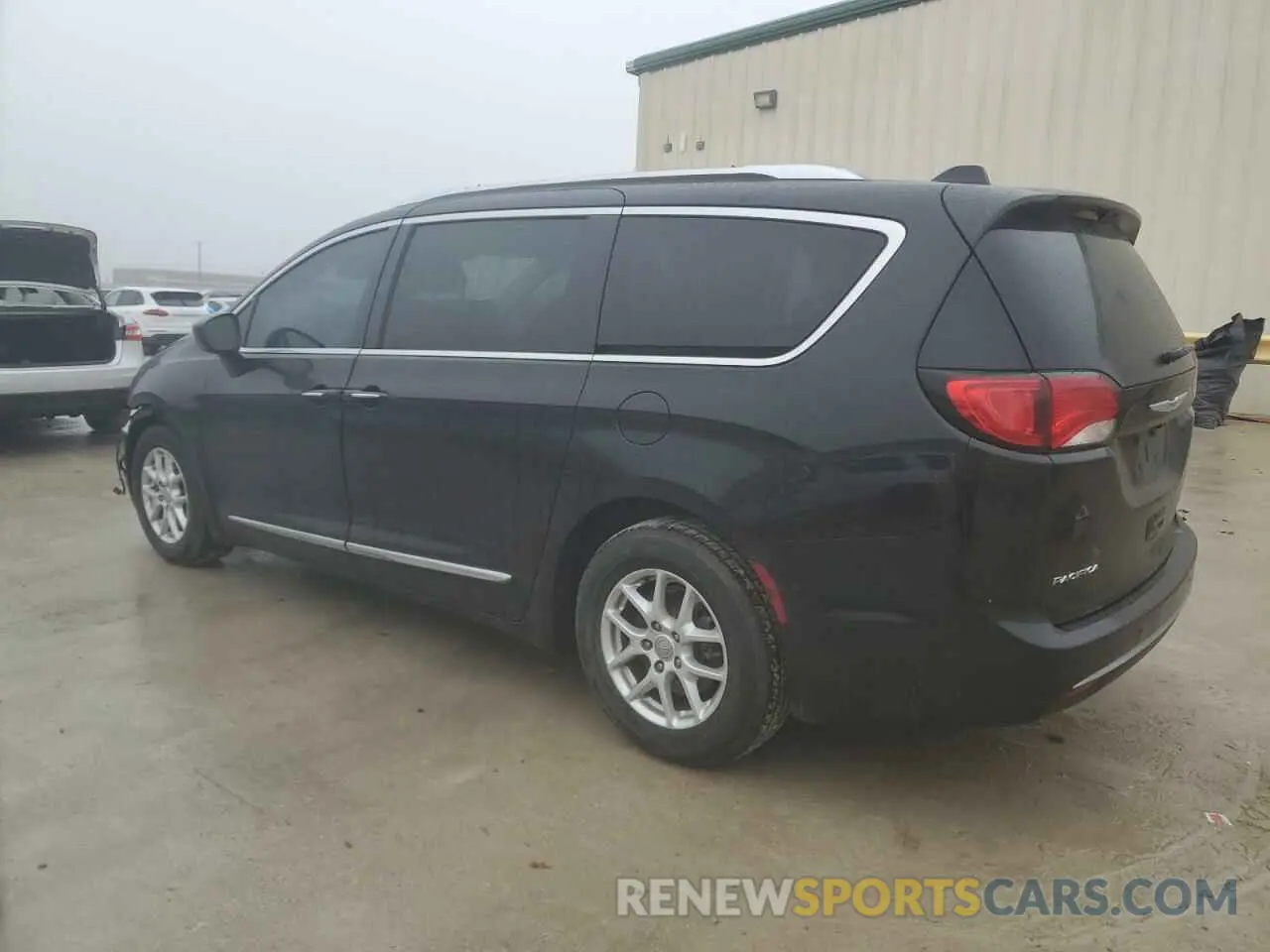 2 Фотография поврежденного автомобиля 2C4RC1BG3LR204980 CHRYSLER PACIFICA 2020
