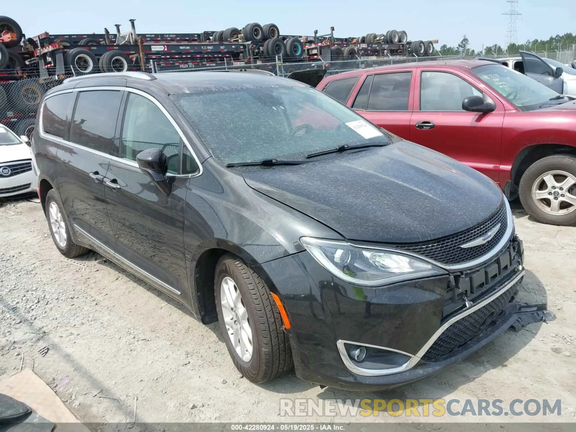 1 Photograph of a damaged car 2C4RC1BG4LR103608 CHRYSLER PACIFICA 2020