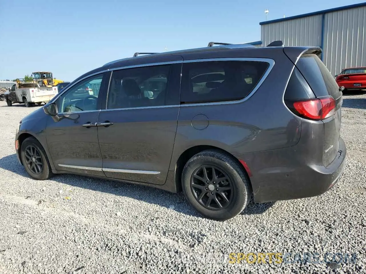 2 Photograph of a damaged car 2C4RC1BG4LR283897 CHRYSLER PACIFICA 2020