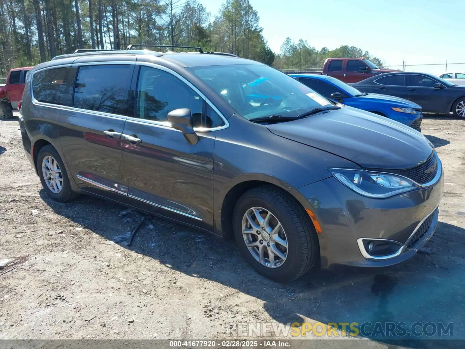 1 Фотография поврежденного автомобиля 2C4RC1BG6LR269130 CHRYSLER PACIFICA 2020