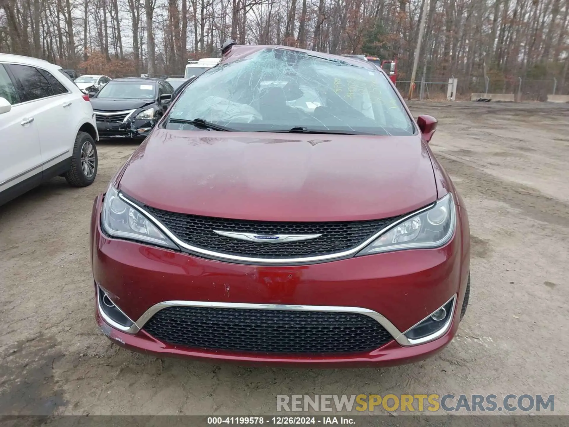 11 Фотография поврежденного автомобиля 2C4RC1BG6LR275946 CHRYSLER PACIFICA 2020