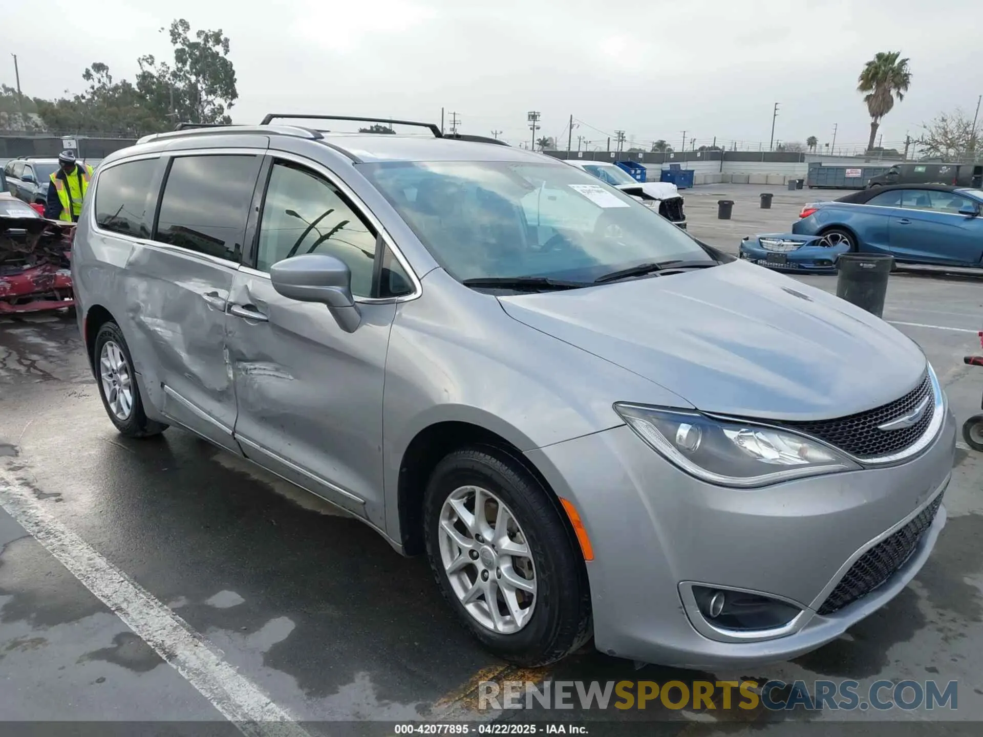 1 Photograph of a damaged car 2C4RC1BG9LR272118 CHRYSLER PACIFICA 2020