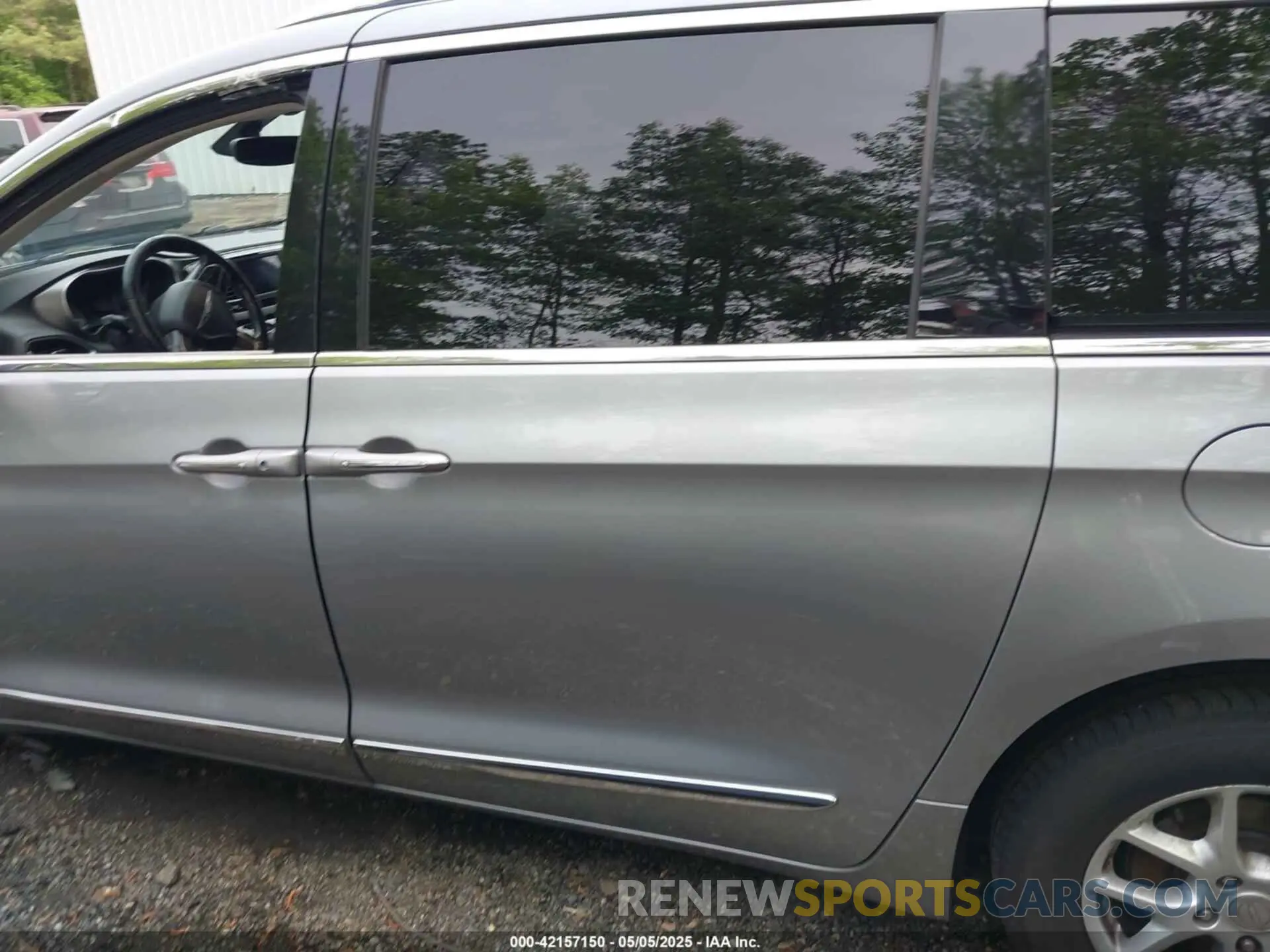 14 Фотография поврежденного автомобиля 2C4RC1BG9LR275908 CHRYSLER PACIFICA 2020