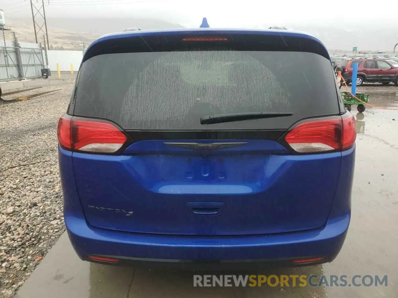 6 Фотография поврежденного автомобиля 2C4RC1BG9LR287377 CHRYSLER PACIFICA 2020