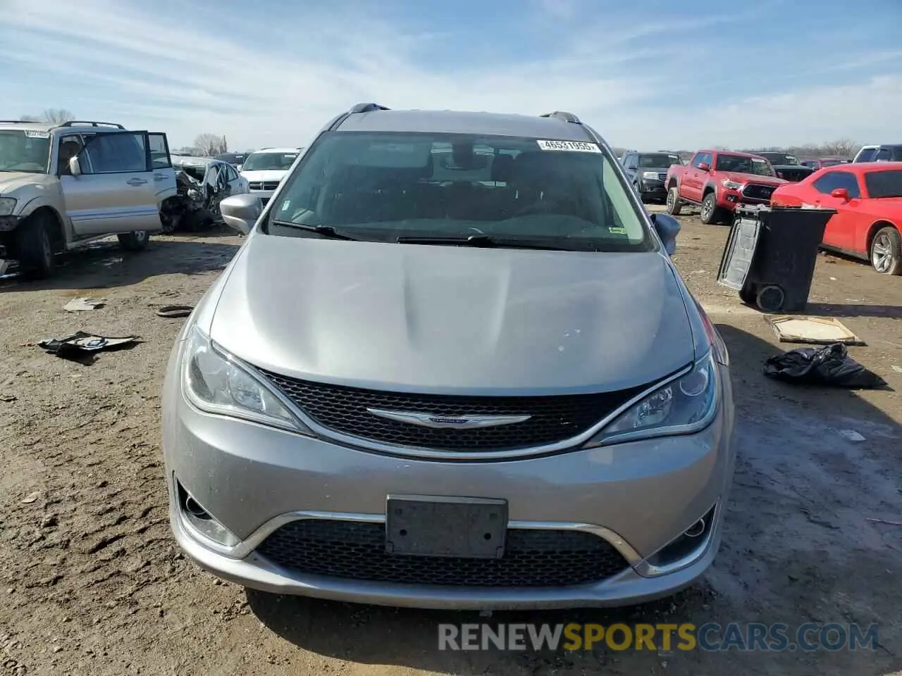 5 Photograph of a damaged car 2C4RC1BGXLR280776 CHRYSLER PACIFICA 2020