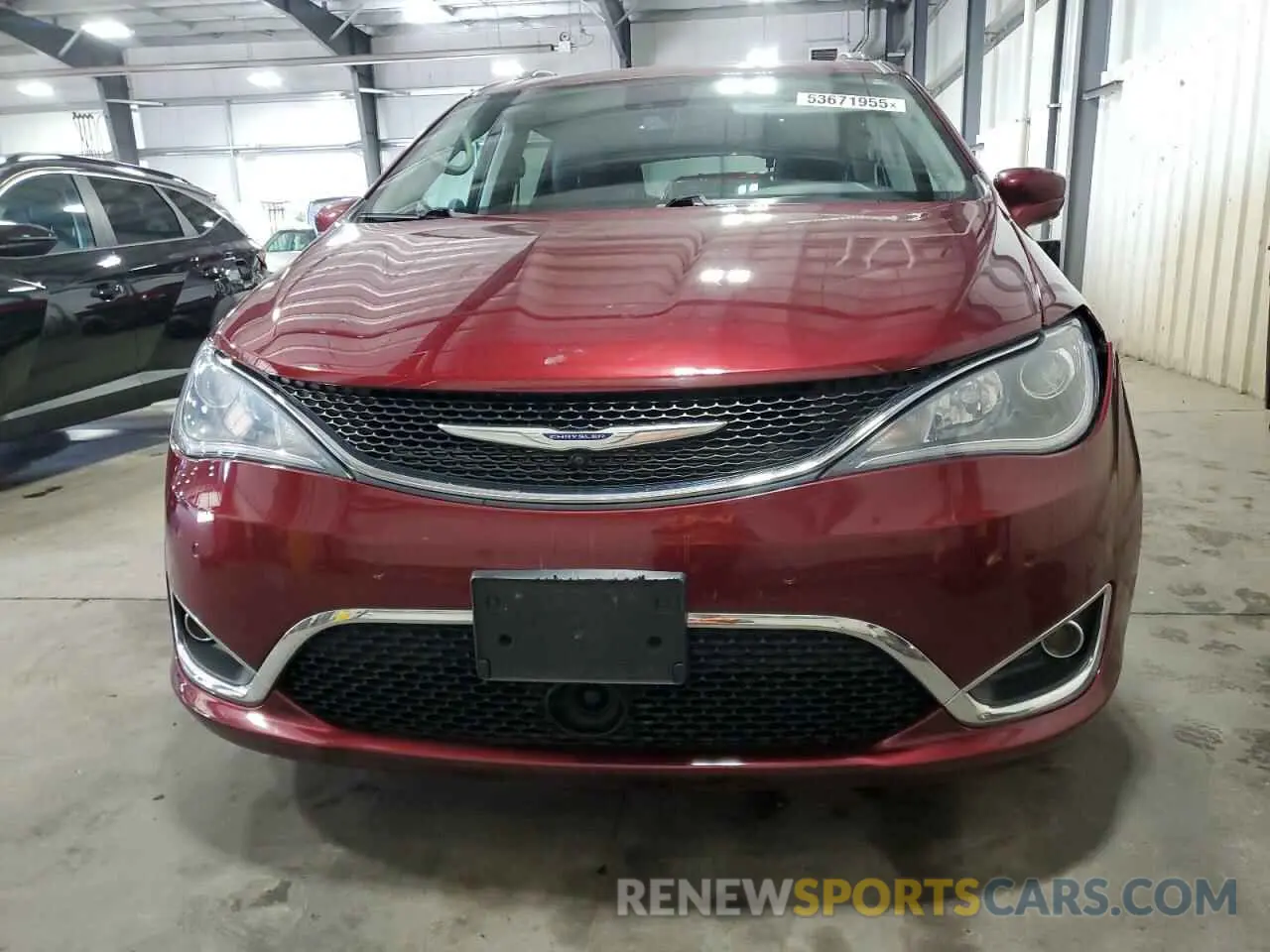 5 Photograph of a damaged car 2C4RC1EG0LR203636 CHRYSLER PACIFICA 2020