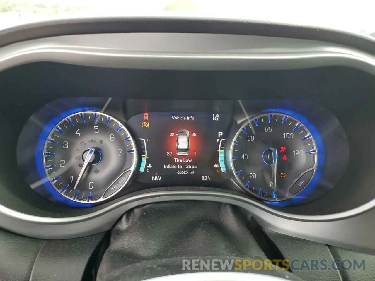9 Фотография поврежденного автомобиля 2C4RC1EG1LR126520 CHRYSLER PACIFICA 2020