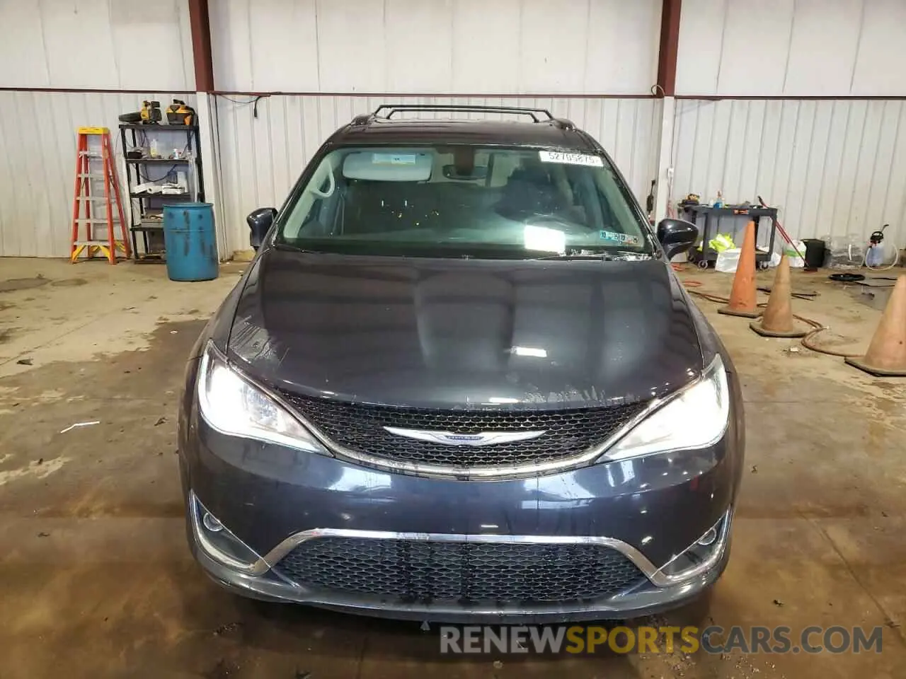 5 Photograph of a damaged car 2C4RC1EG1LR172896 CHRYSLER PACIFICA 2020