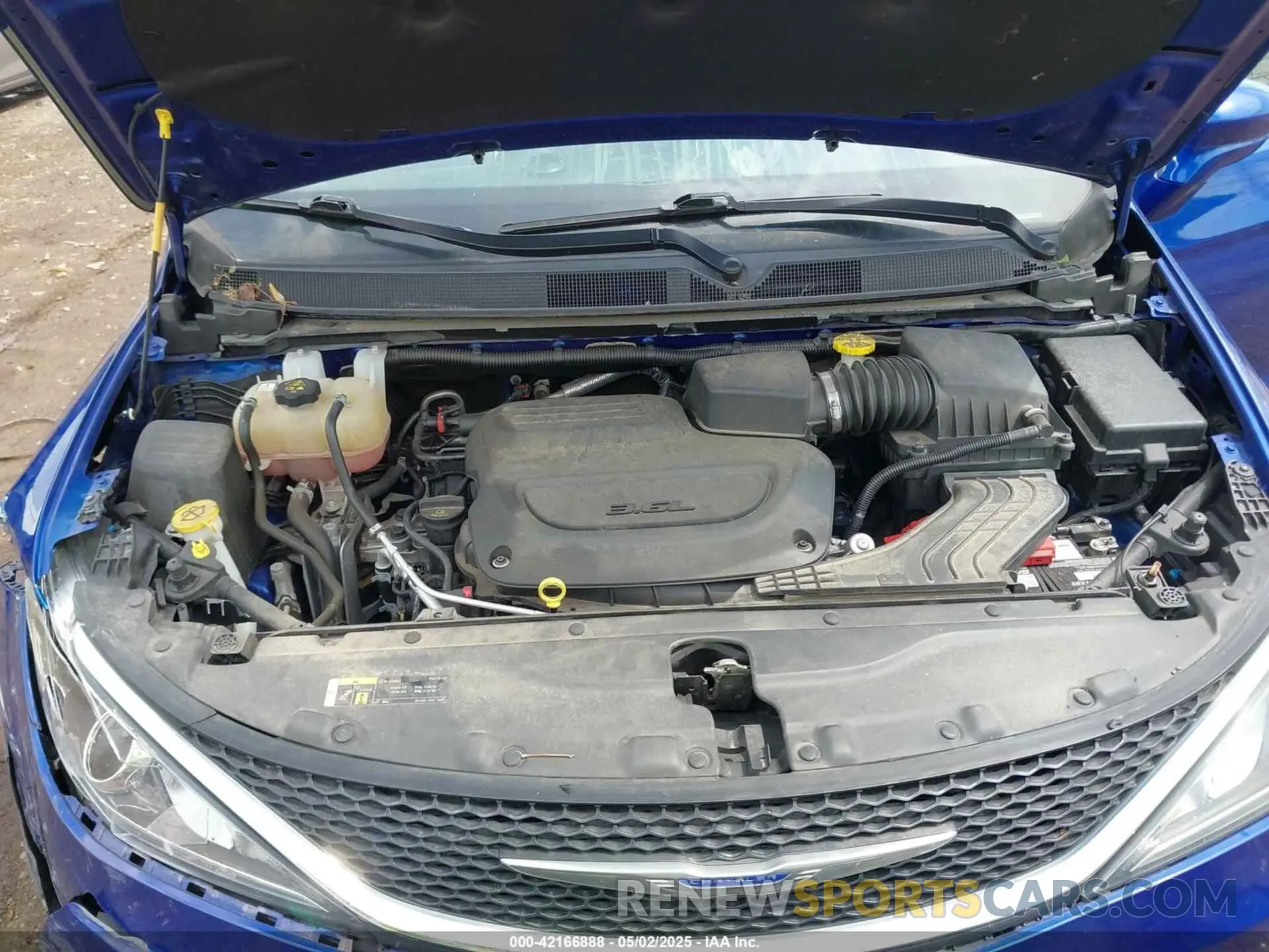 10 Photograph of a damaged car 2C4RC1EG3LR172897 CHRYSLER PACIFICA 2020