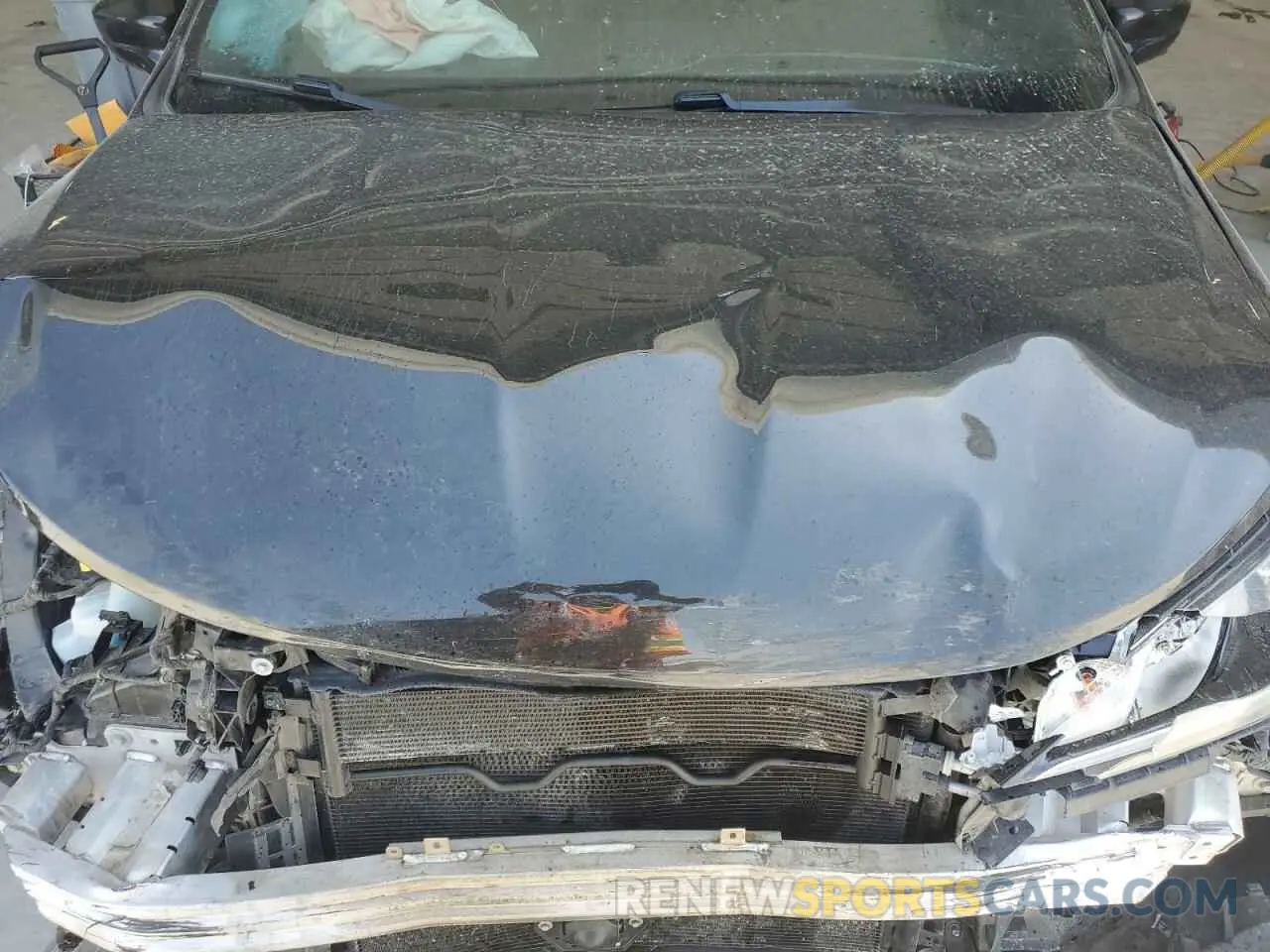 12 Photograph of a damaged car 2C4RC1EG8LR134985 CHRYSLER PACIFICA 2020
