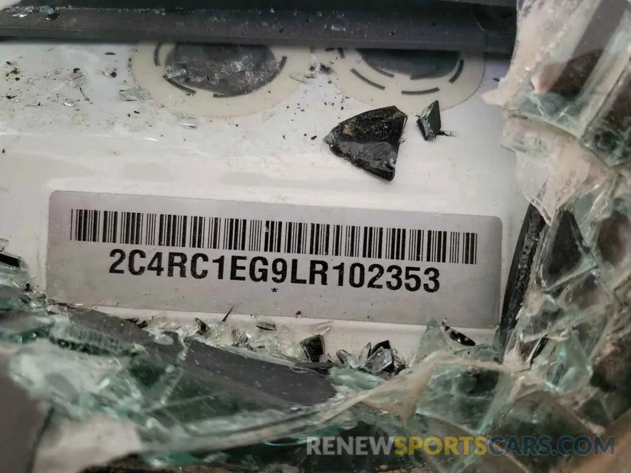 13 Photograph of a damaged car 2C4RC1EG9LR102353 CHRYSLER PACIFICA 2020