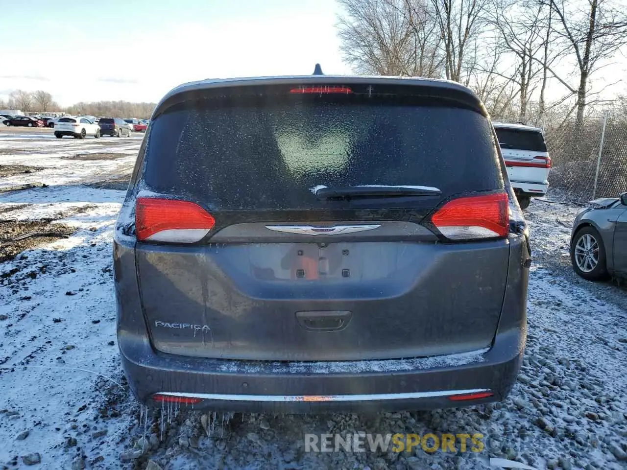 6 Фотография поврежденного автомобиля 2C4RC1EGXLR110879 CHRYSLER PACIFICA 2020