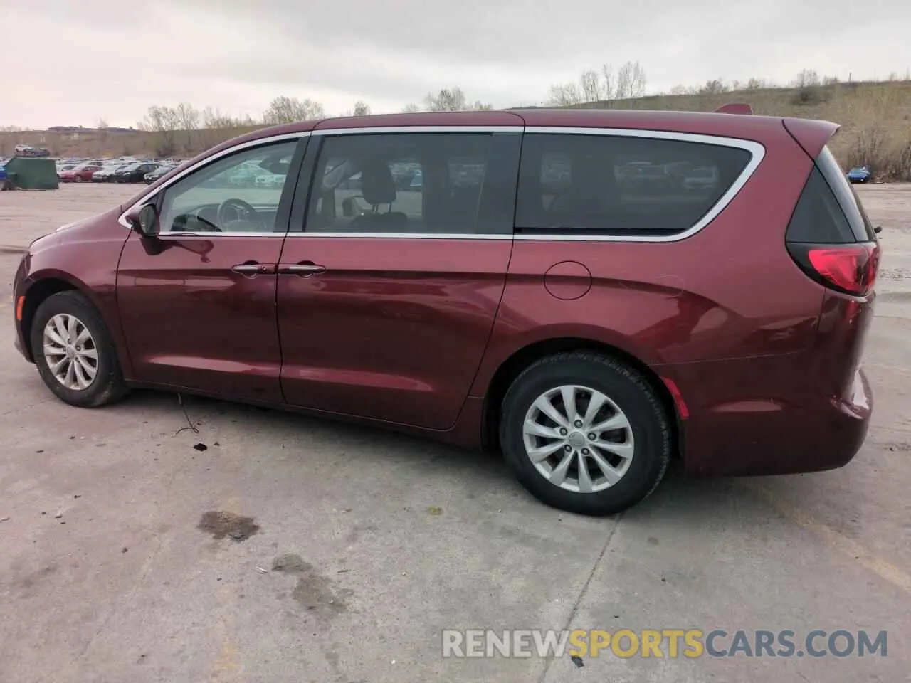 2 Фотография поврежденного автомобиля 2C4RC1FG2LR126900 CHRYSLER PACIFICA 2020