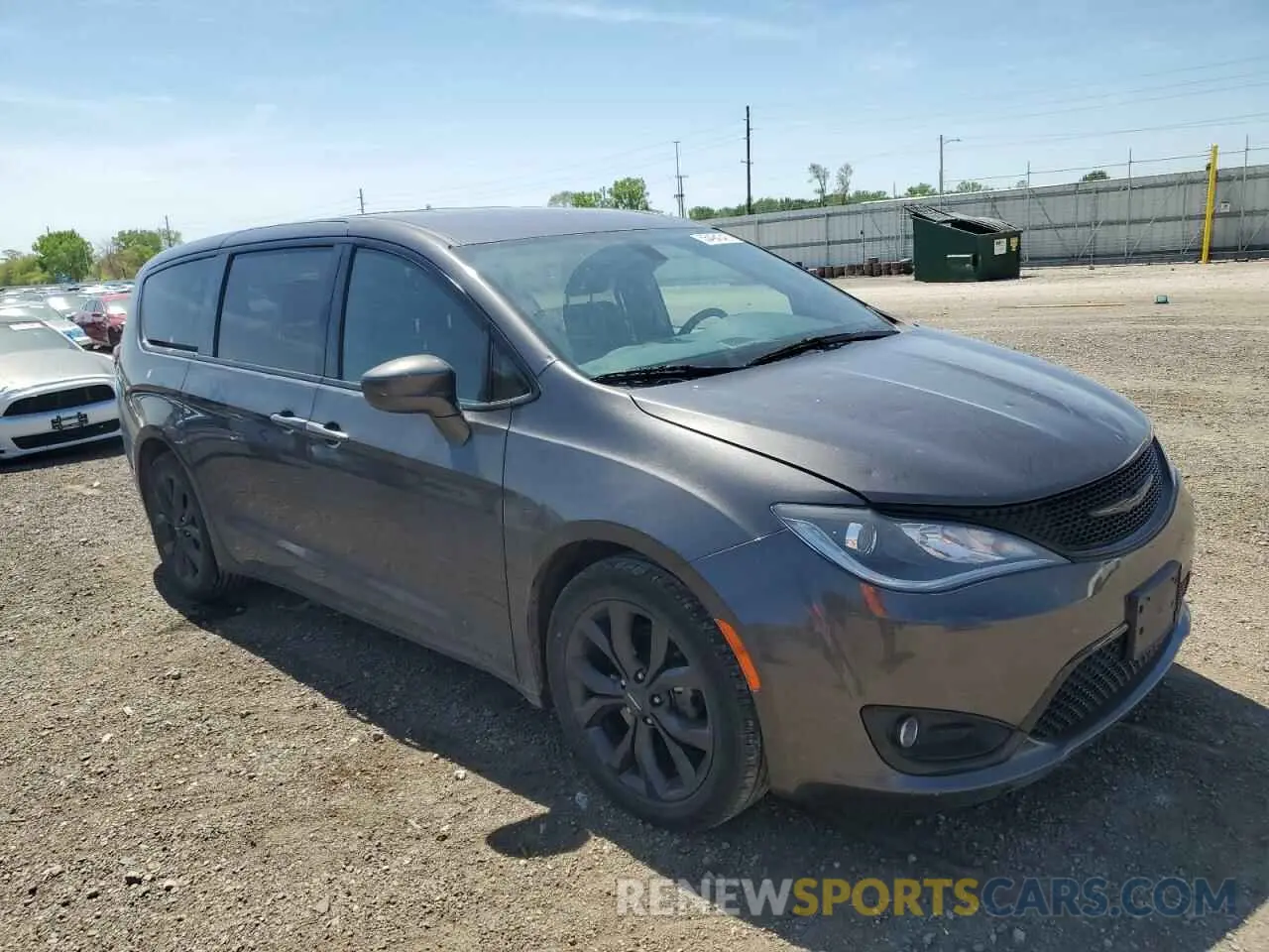 4 Photograph of a damaged car 2C4RC1FG2LR183159 CHRYSLER PACIFICA 2020