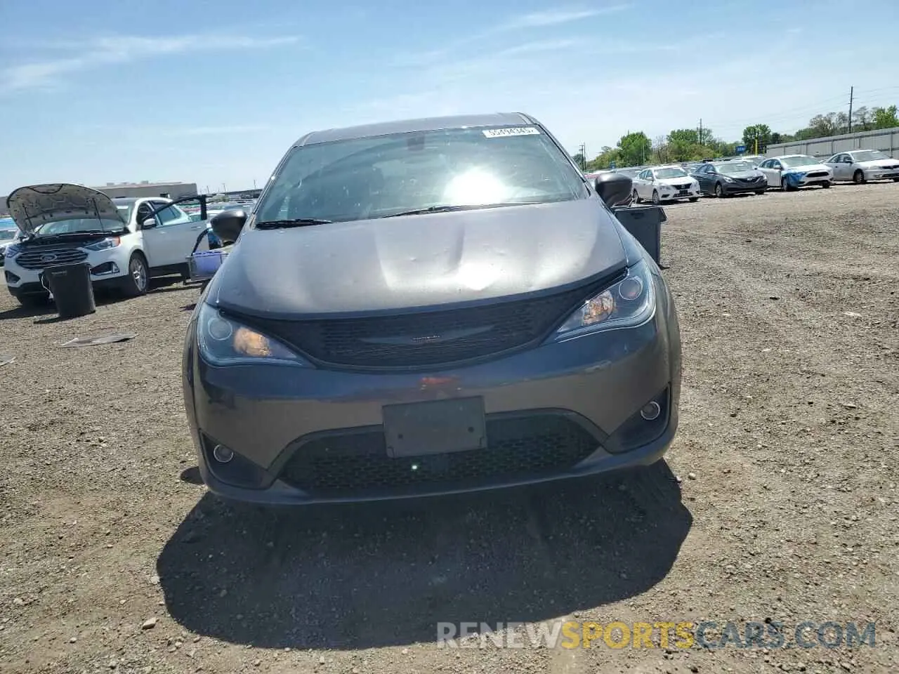 5 Photograph of a damaged car 2C4RC1FG2LR183159 CHRYSLER PACIFICA 2020