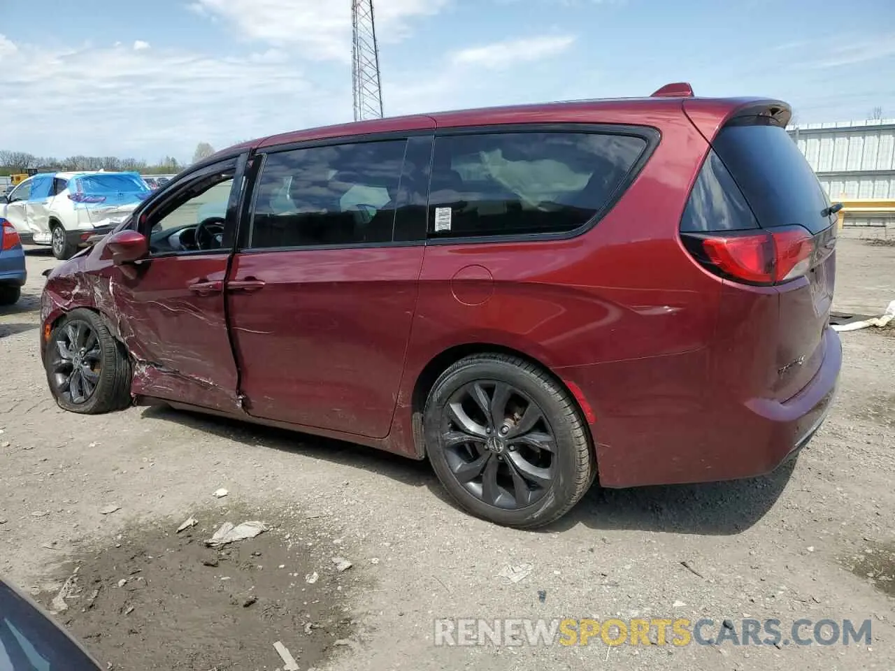 2 Фотография поврежденного автомобиля 2C4RC1FG2LR235891 CHRYSLER PACIFICA 2020