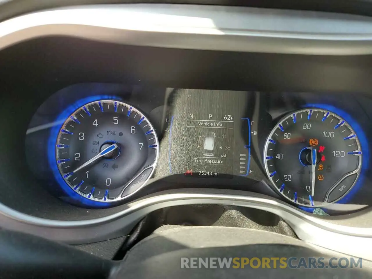 9 Фотография поврежденного автомобиля 2C4RC1FG2LR235891 CHRYSLER PACIFICA 2020