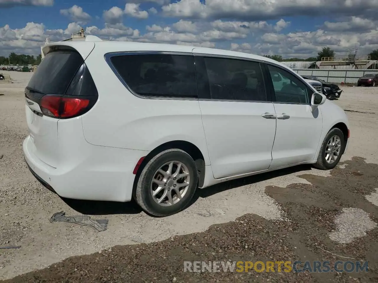 3 Photograph of a damaged car 2C4RC1FG7LR129873 CHRYSLER PACIFICA 2020