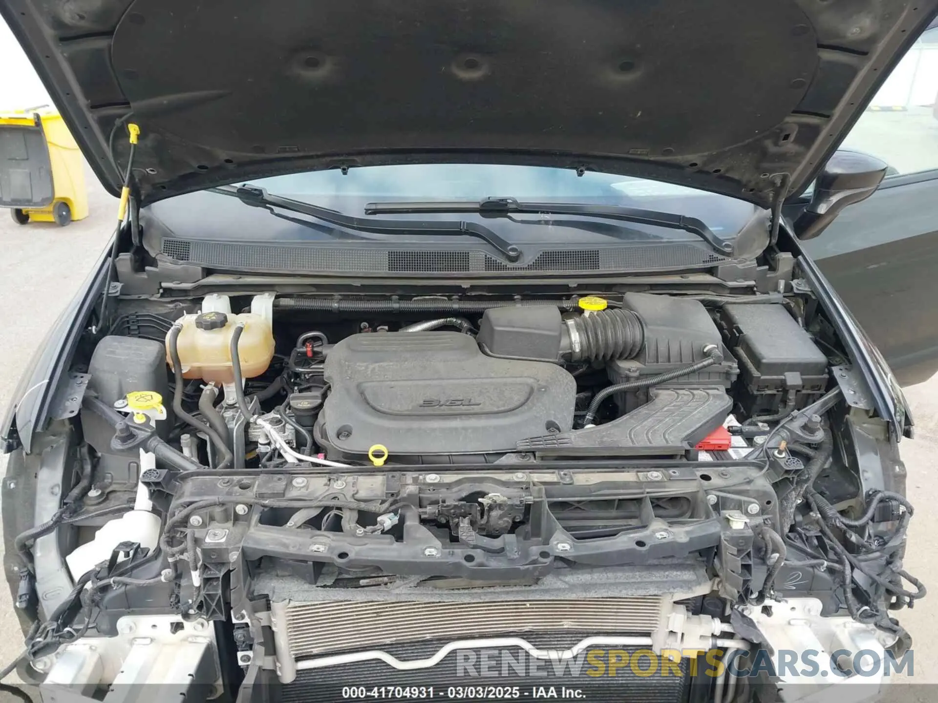 10 Фотография поврежденного автомобиля 2C4RC1FG8LR150537 CHRYSLER PACIFICA 2020