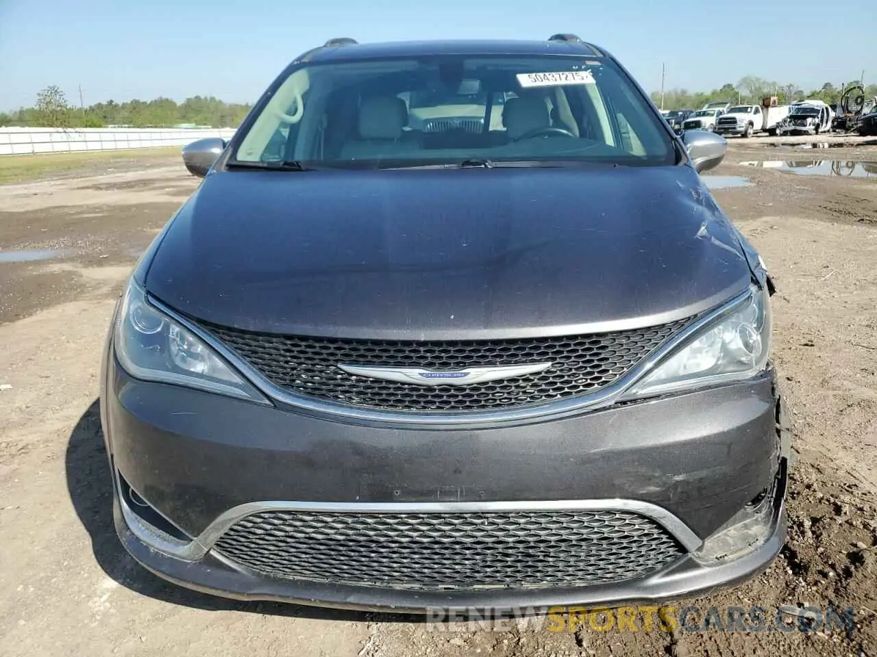 5 Photograph of a damaged car 2C4RC1GG0LR130720 CHRYSLER PACIFICA 2020