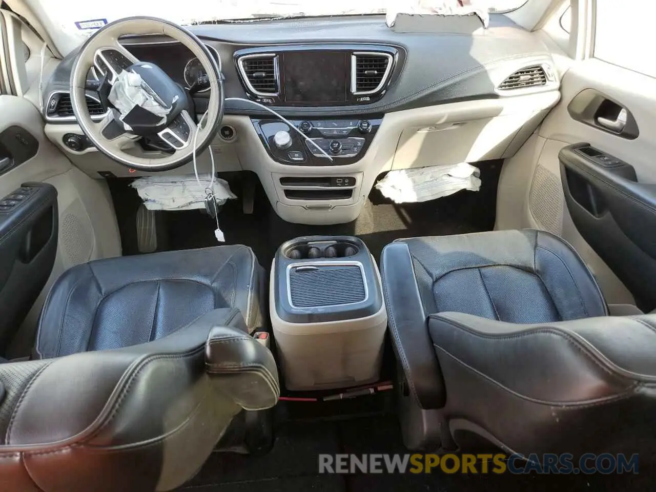 8 Фотография поврежденного автомобиля 2C4RC1GG0LR289575 CHRYSLER PACIFICA 2020