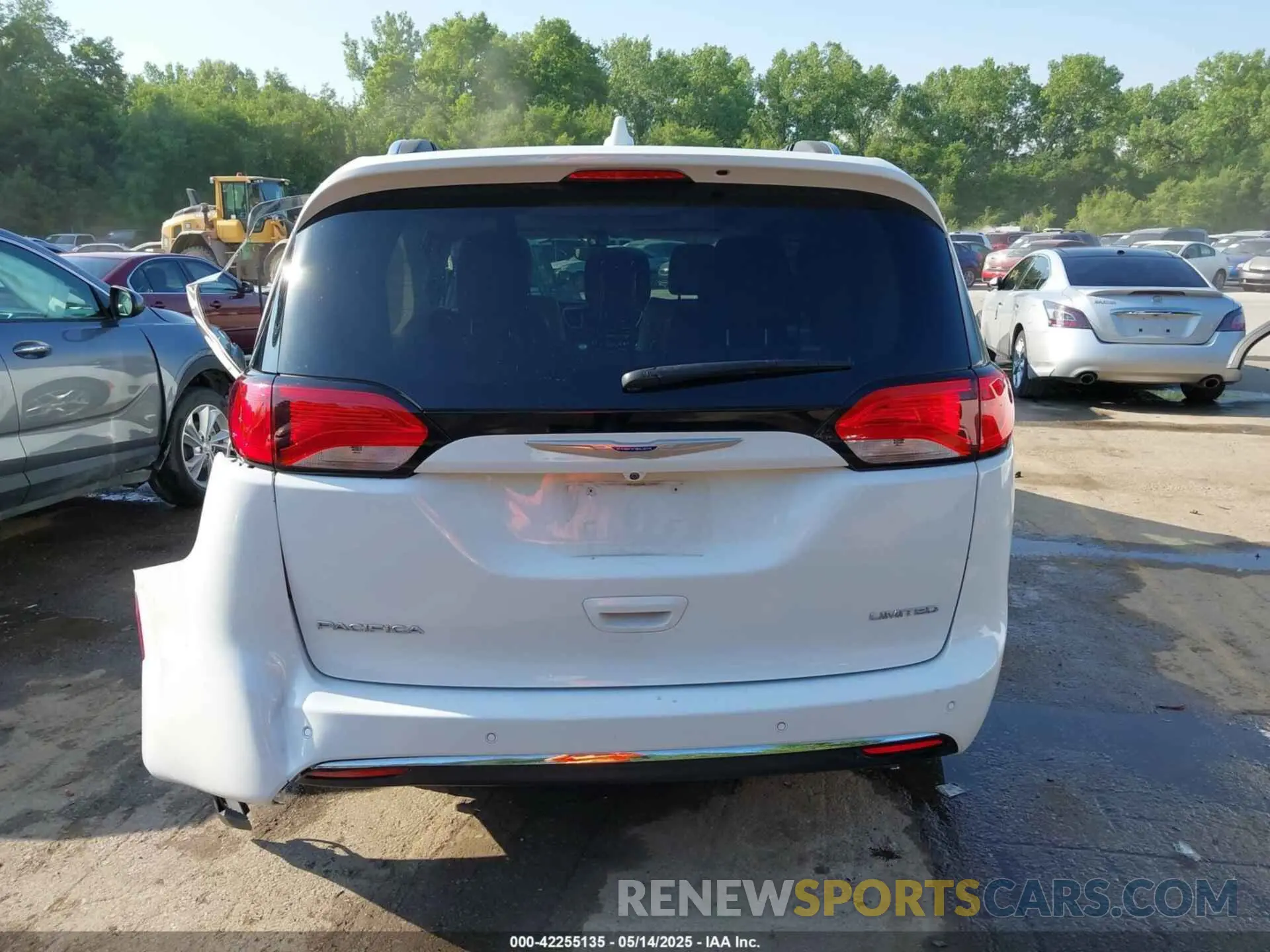 16 Фотография поврежденного автомобиля 2C4RC1GG1LR176086 CHRYSLER PACIFICA 2020