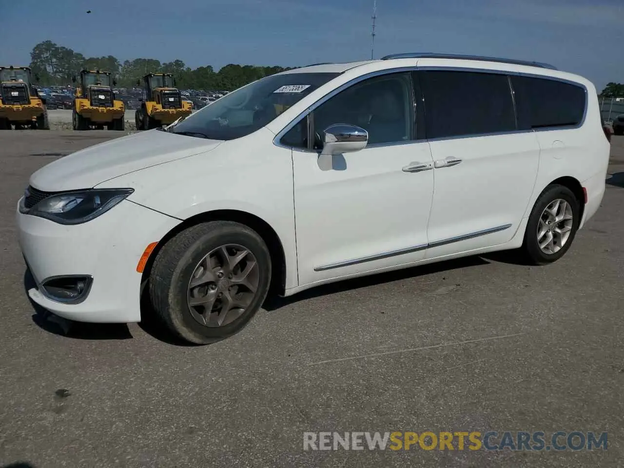 1 Photograph of a damaged car 2C4RC1GG2LR127835 CHRYSLER PACIFICA 2020