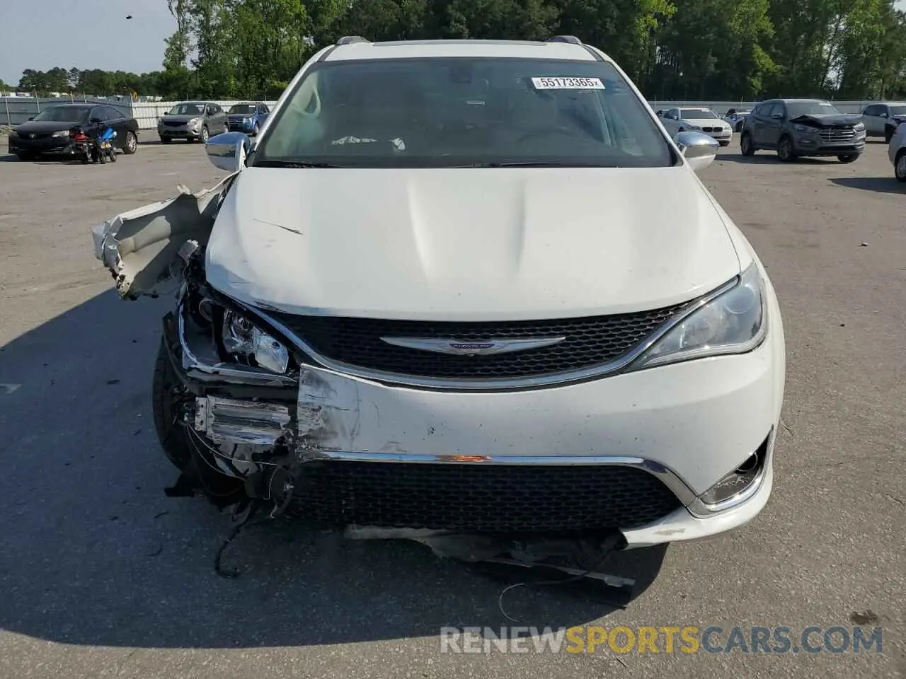 5 Photograph of a damaged car 2C4RC1GG2LR127835 CHRYSLER PACIFICA 2020