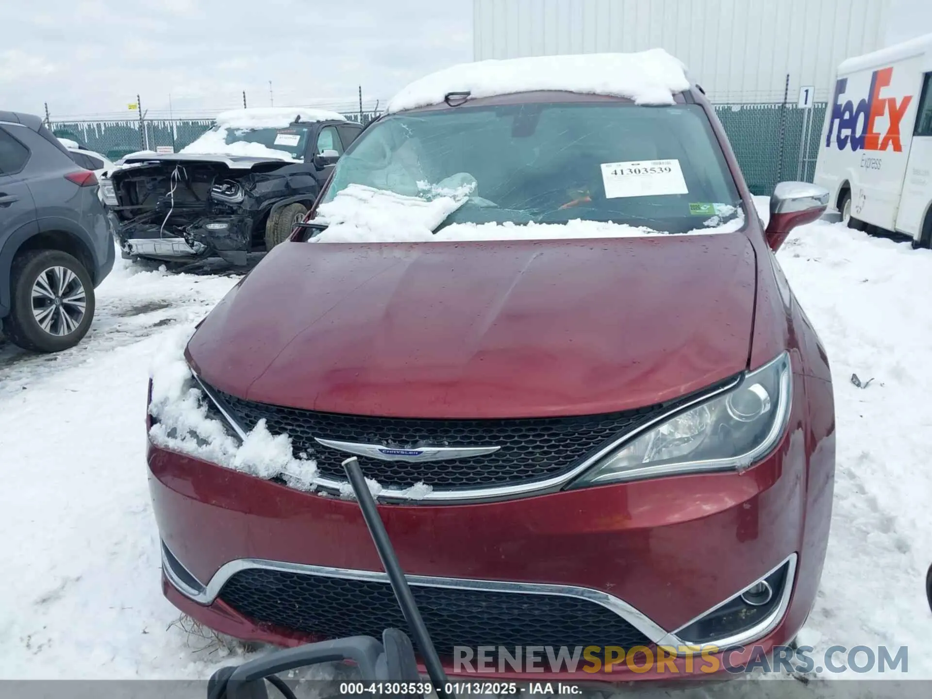 13 Photograph of a damaged car 2C4RC1GG2LR147891 CHRYSLER PACIFICA 2020