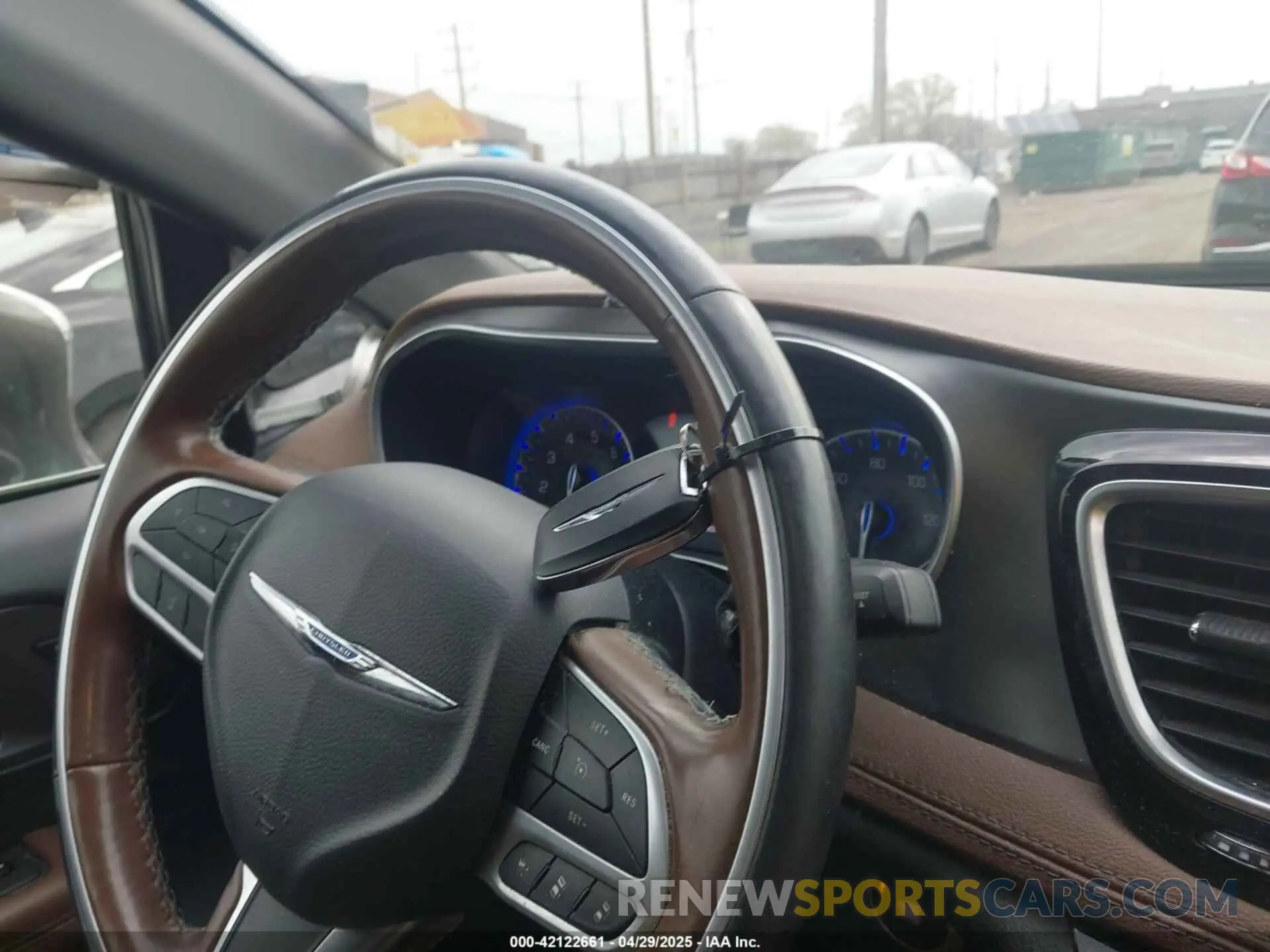 11 Фотография поврежденного автомобиля 2C4RC1GG2LR151861 CHRYSLER PACIFICA 2020