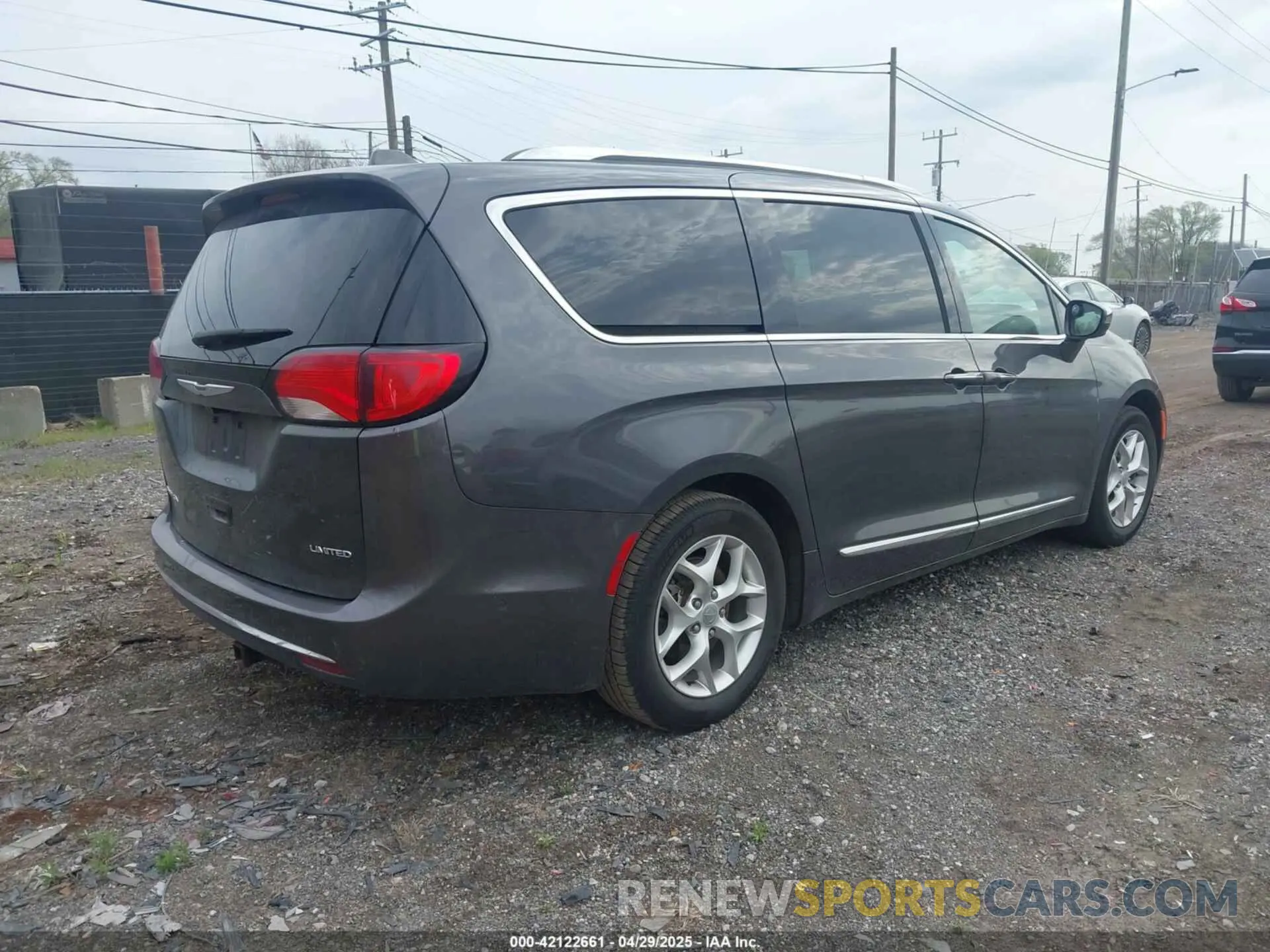 4 Фотография поврежденного автомобиля 2C4RC1GG2LR151861 CHRYSLER PACIFICA 2020