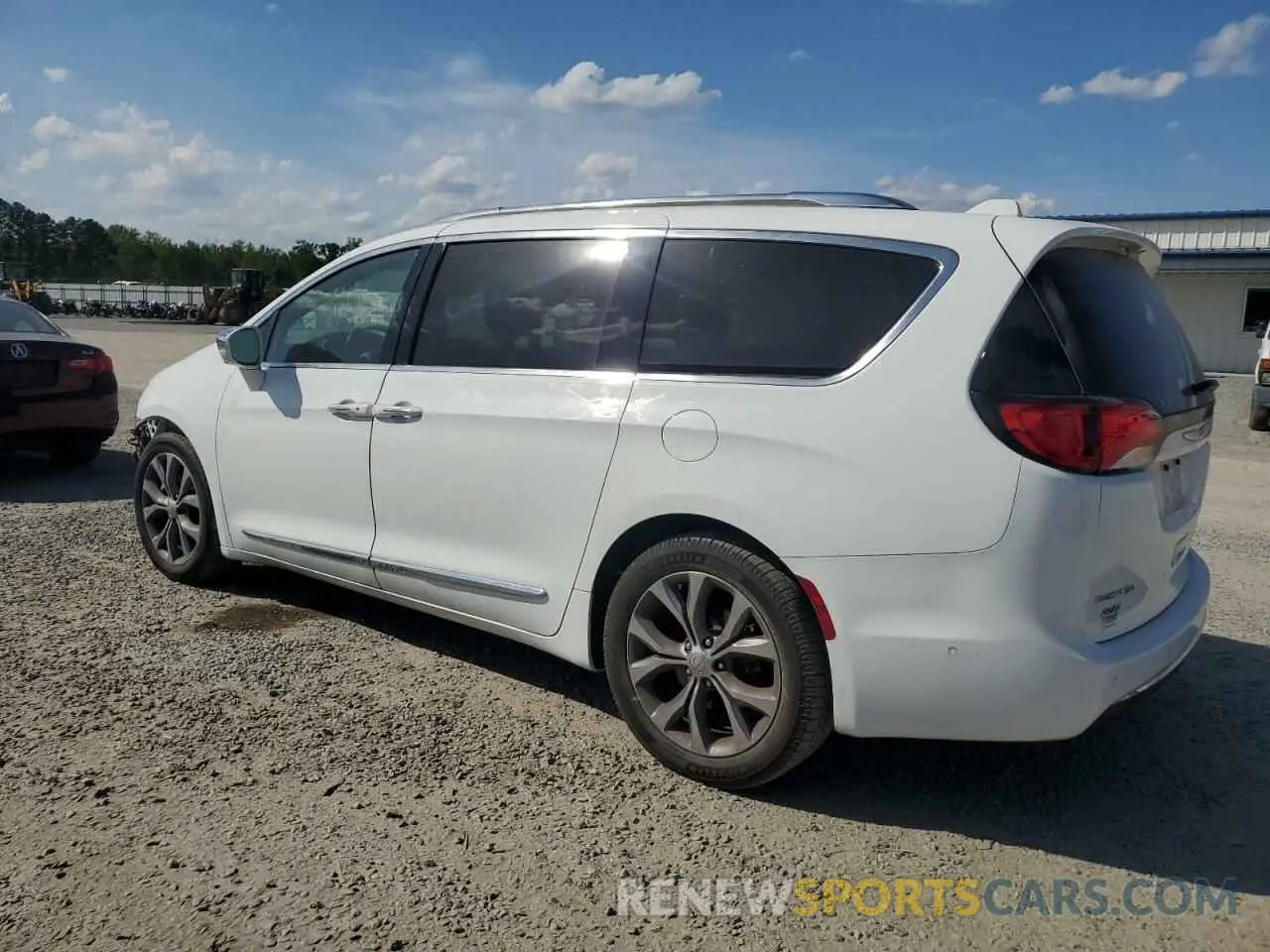 2 Photograph of a damaged car 2C4RC1GG4LR239892 CHRYSLER PACIFICA 2020