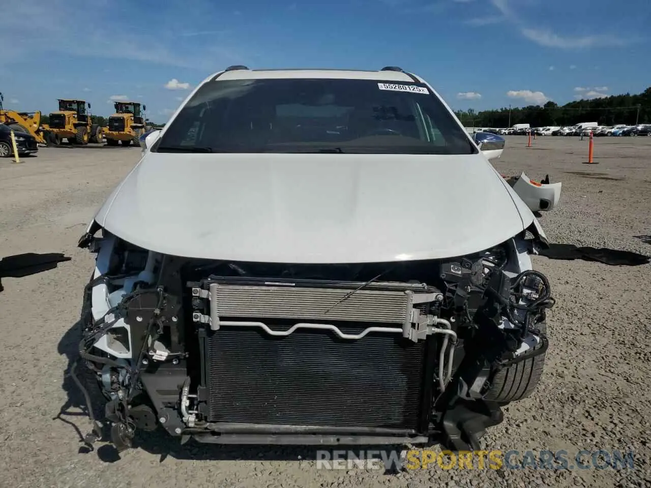 5 Photograph of a damaged car 2C4RC1GG4LR239892 CHRYSLER PACIFICA 2020