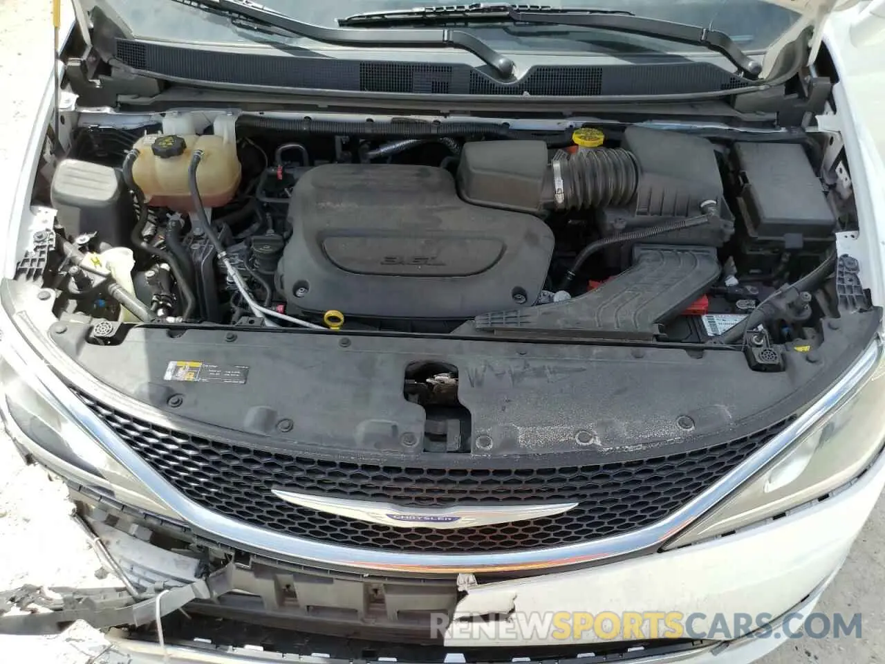 13 Photograph of a damaged car 2C4RC1GG4LR283455 CHRYSLER PACIFICA 2020
