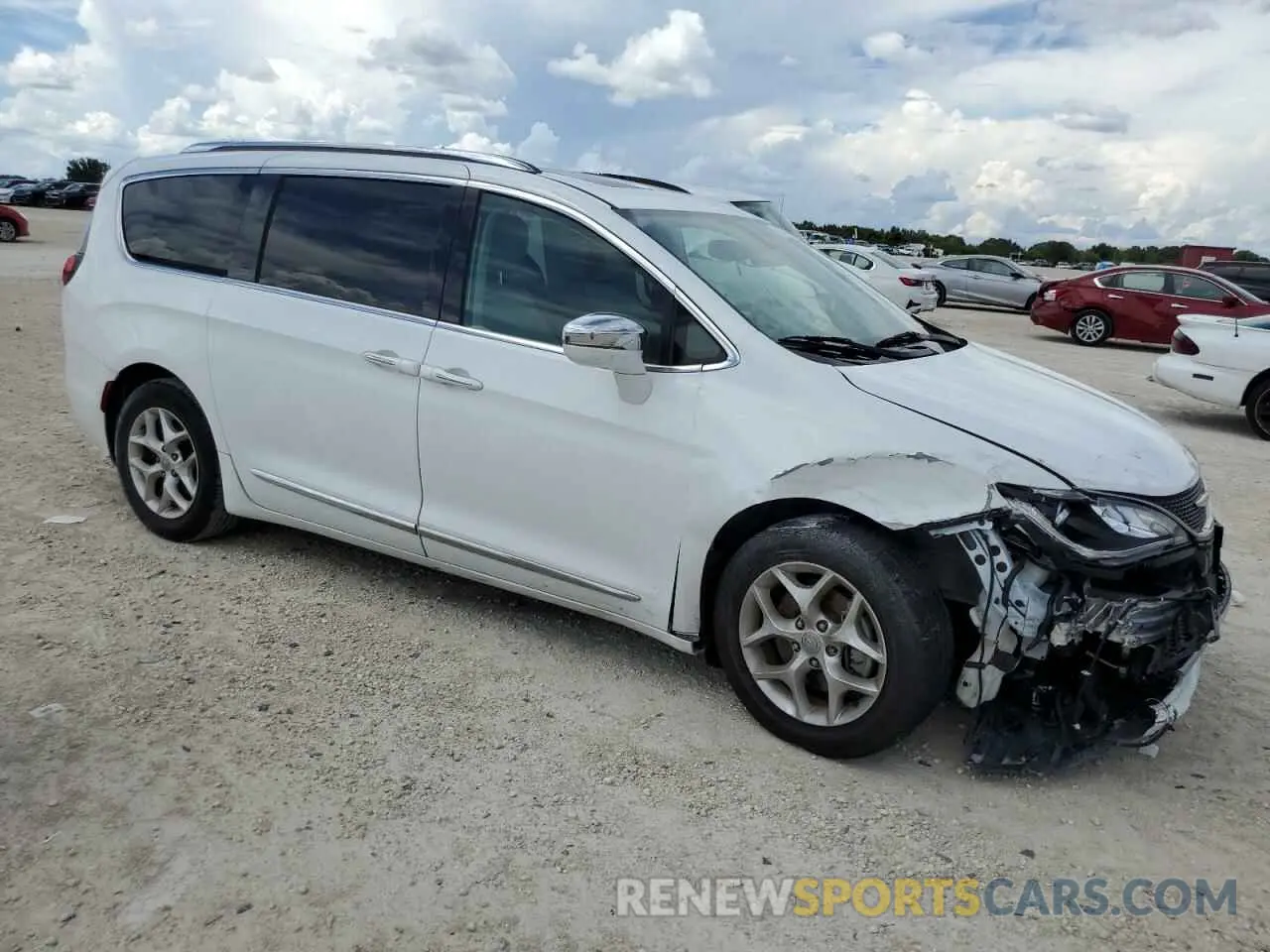 4 Photograph of a damaged car 2C4RC1GG4LR283455 CHRYSLER PACIFICA 2020