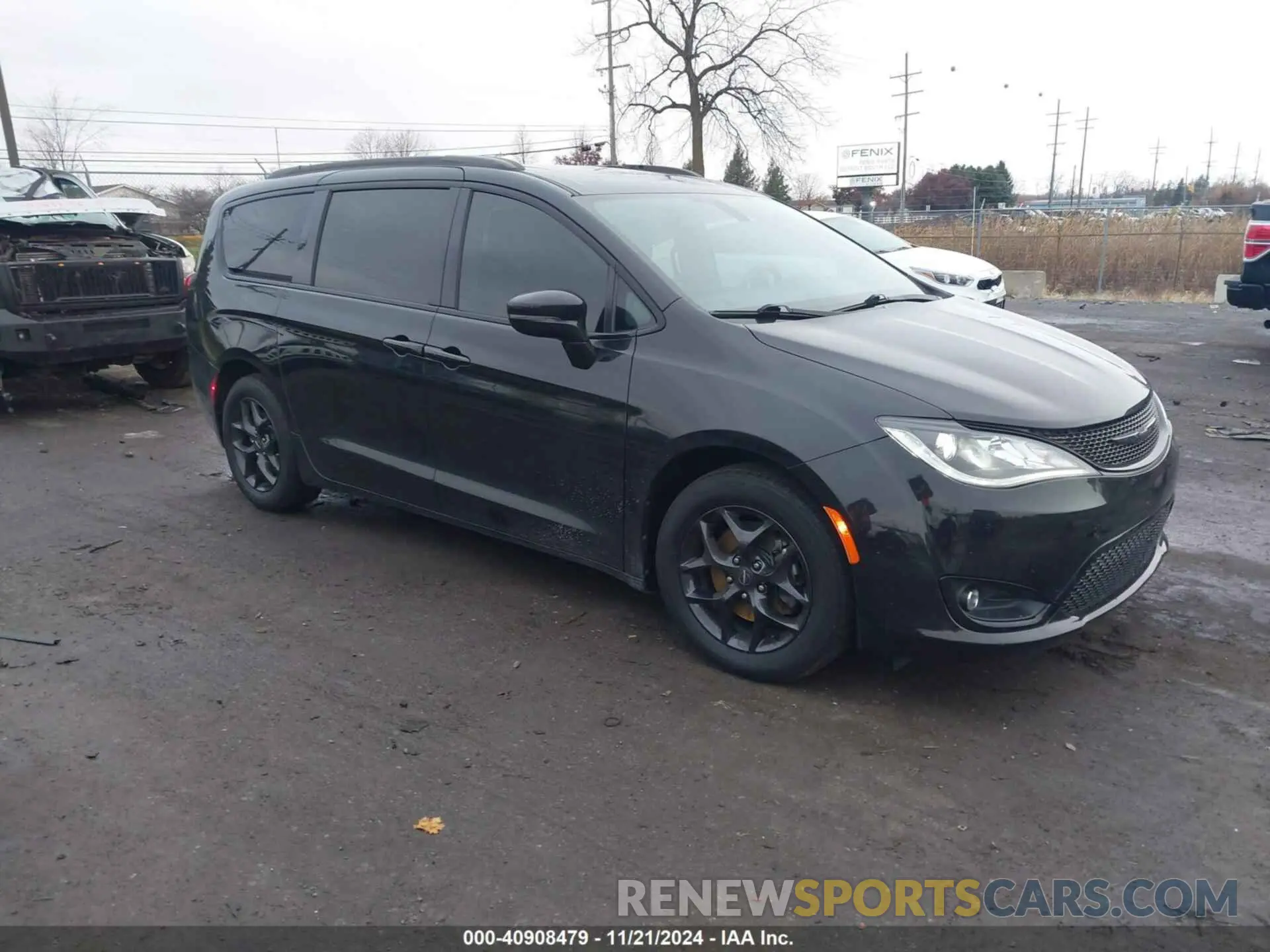 1 Фотография поврежденного автомобиля 2C4RC1GG6LR209583 CHRYSLER PACIFICA 2020