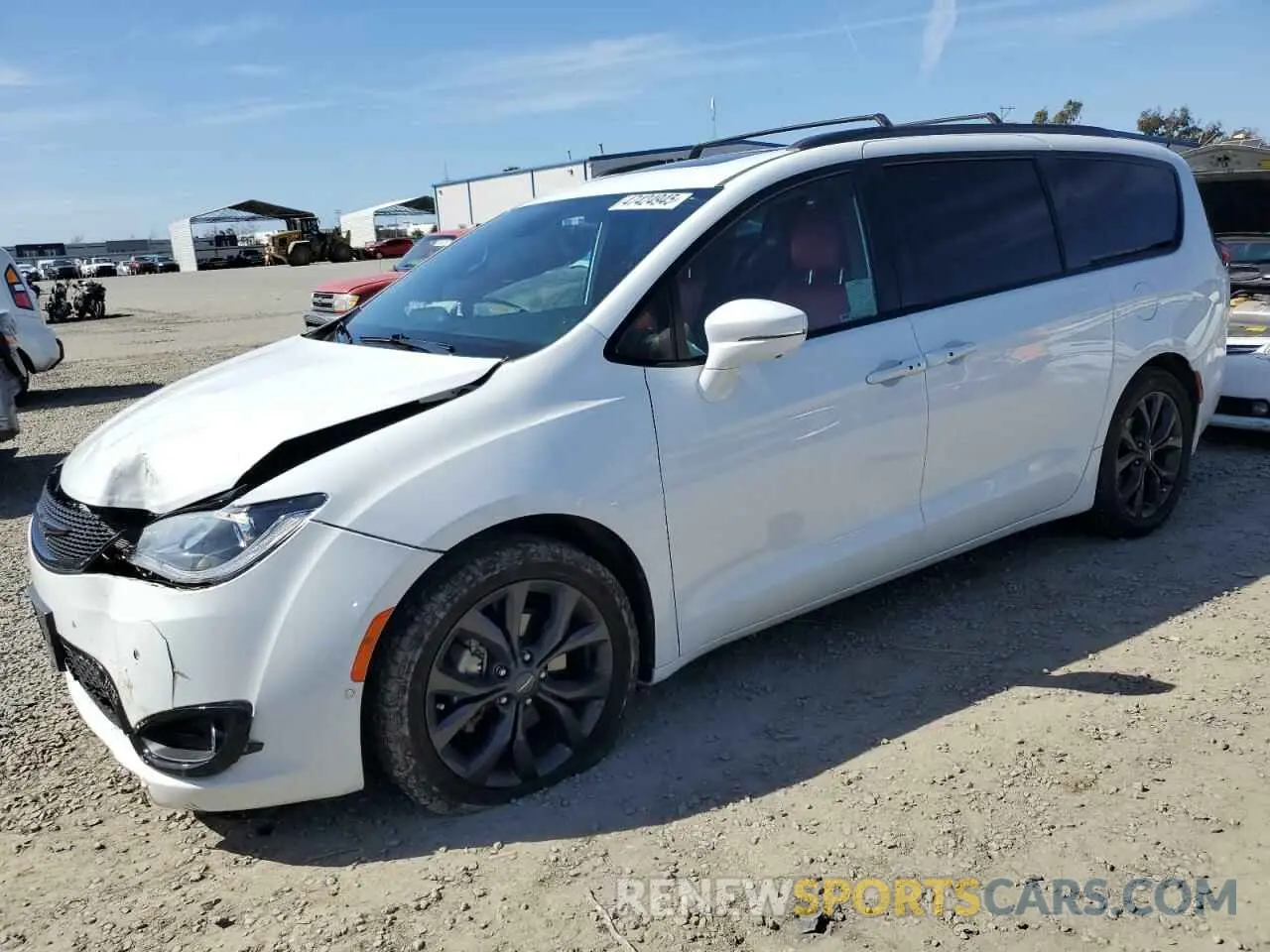 1 Photograph of a damaged car 2C4RC1GG7LR151726 CHRYSLER PACIFICA 2020
