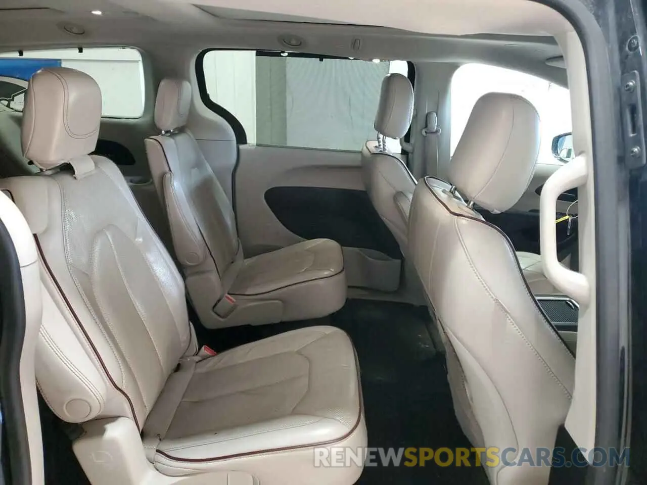 12 Фотография поврежденного автомобиля 2C4RC1GG8LR175906 CHRYSLER PACIFICA 2020