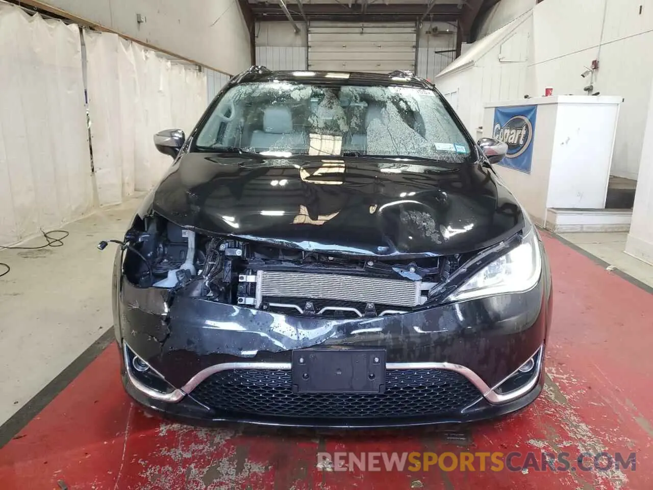 5 Фотография поврежденного автомобиля 2C4RC1GG8LR175906 CHRYSLER PACIFICA 2020