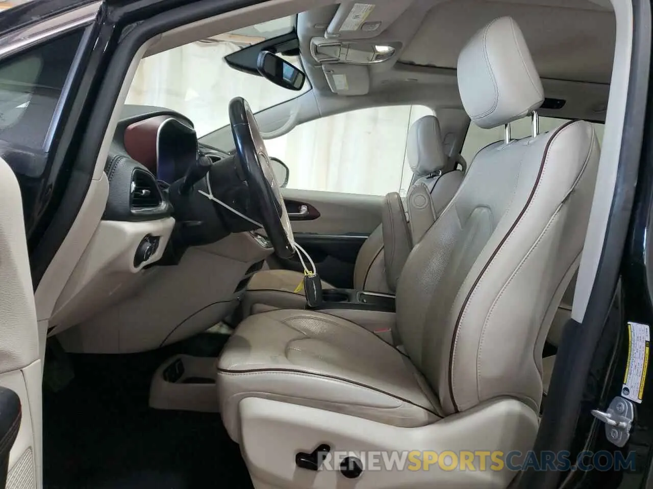 7 Фотография поврежденного автомобиля 2C4RC1GG8LR175906 CHRYSLER PACIFICA 2020
