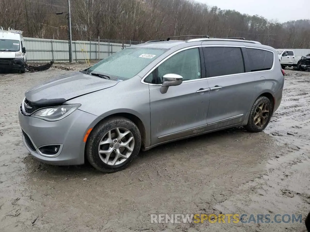 1 Photograph of a damaged car 2C4RC1GGXLR144222 CHRYSLER PACIFICA 2020