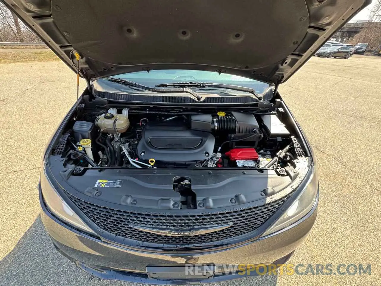 7 Фотография поврежденного автомобиля 2C4RC3BG0LR270771 CHRYSLER PACIFICA 2020