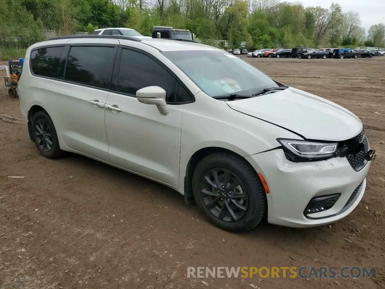 4 Photograph of a damaged car 2C4RC1BG1MR593703 CHRYSLER PACIFICA 2021