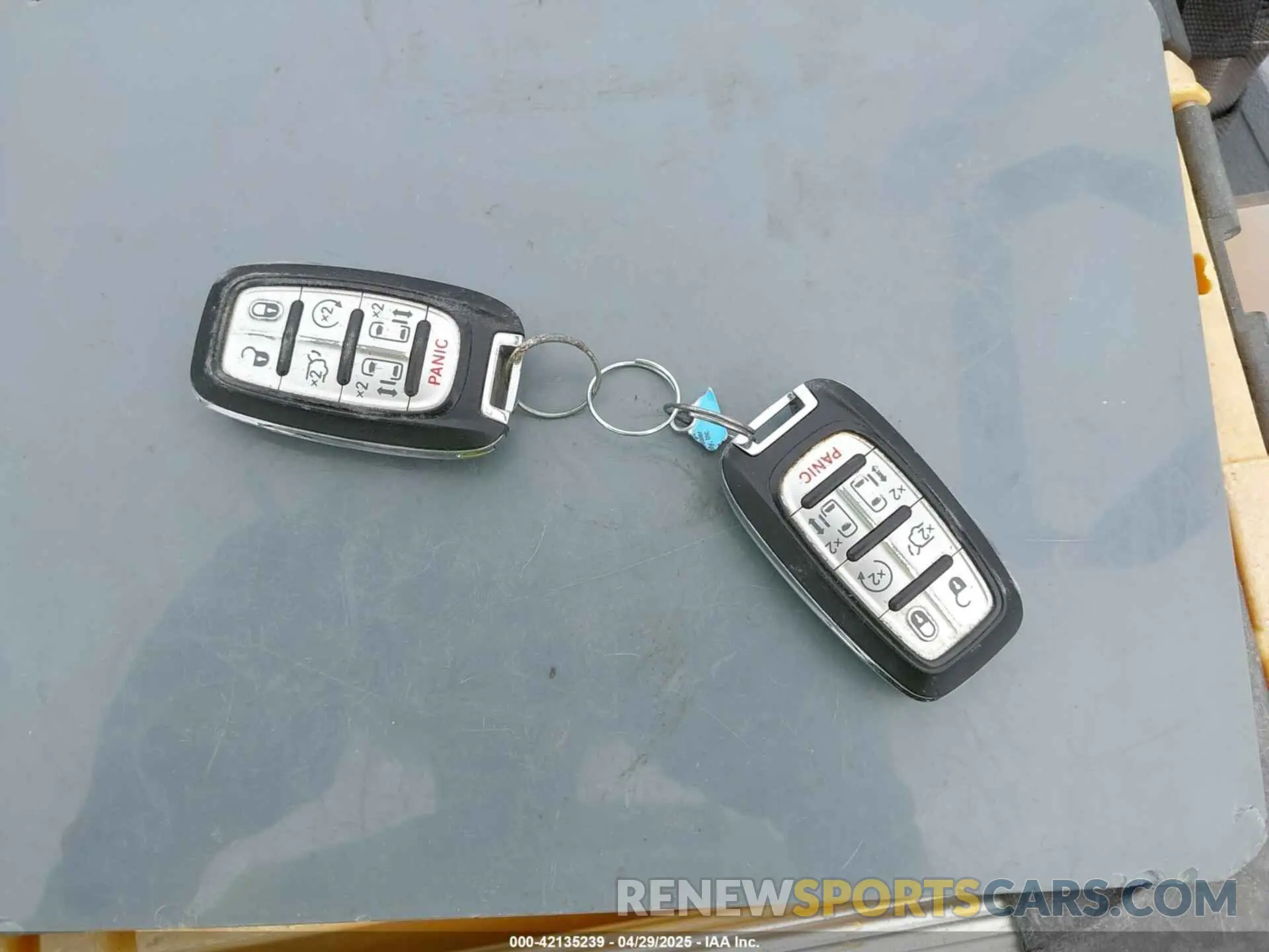 11 Фотография поврежденного автомобиля 2C4RC1BG2MR502731 CHRYSLER PACIFICA 2021