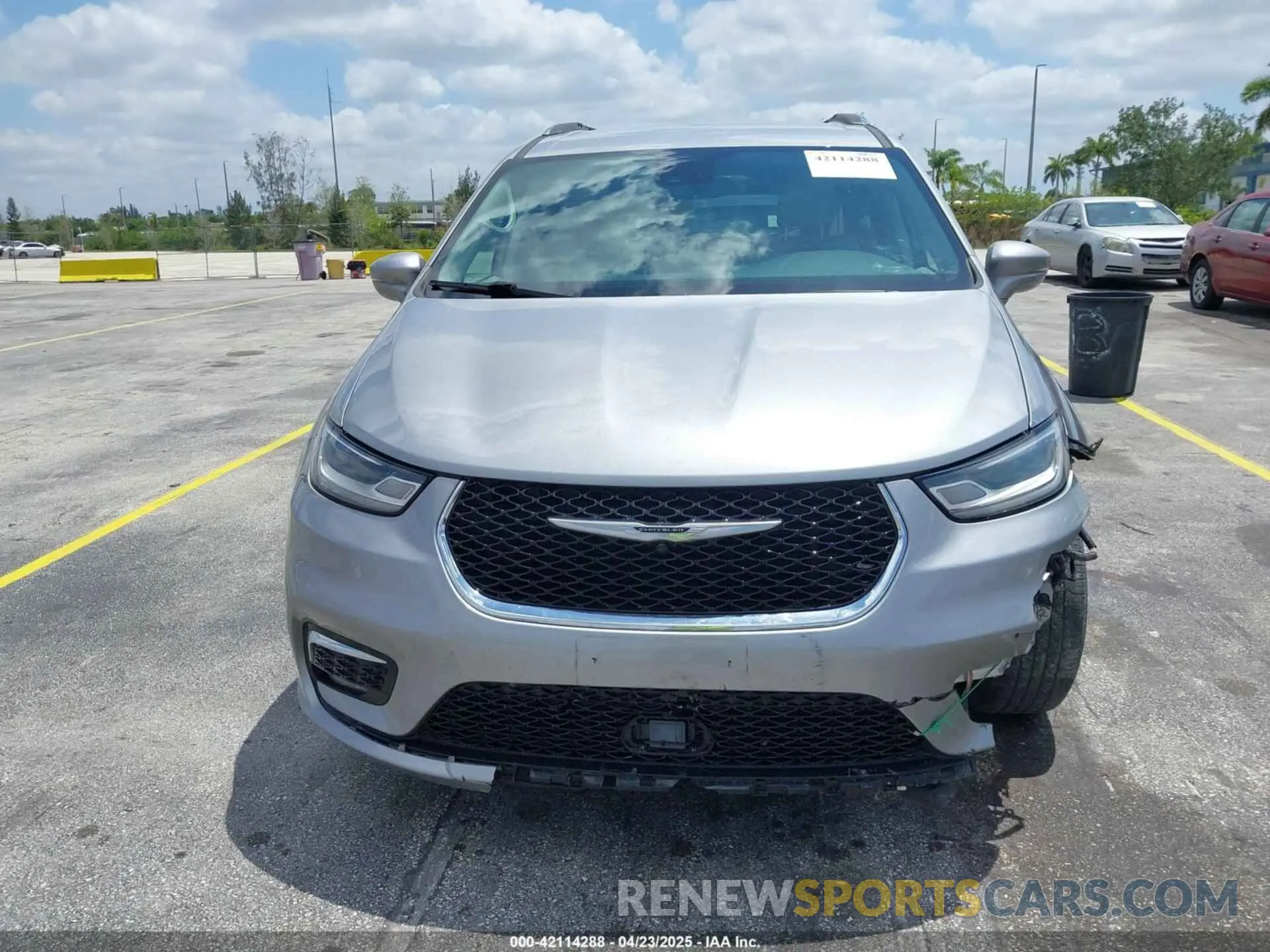 12 Фотография поврежденного автомобиля 2C4RC1BG2MR510053 CHRYSLER PACIFICA 2021