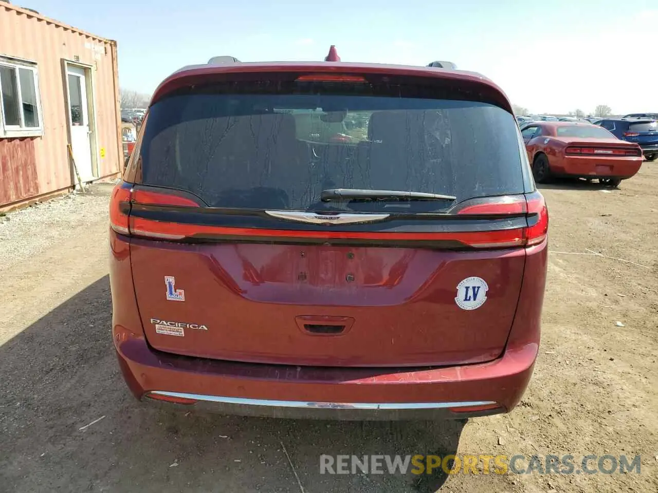 6 Photograph of a damaged car 2C4RC1BG3MR528173 CHRYSLER PACIFICA 2021